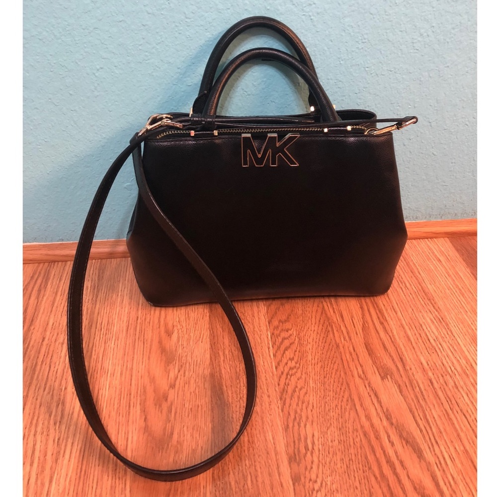 Authentic Michael Kors Satchel Purse